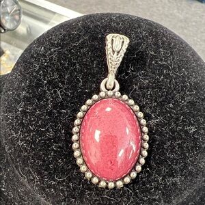 Elegant Pink Pendant Necklace